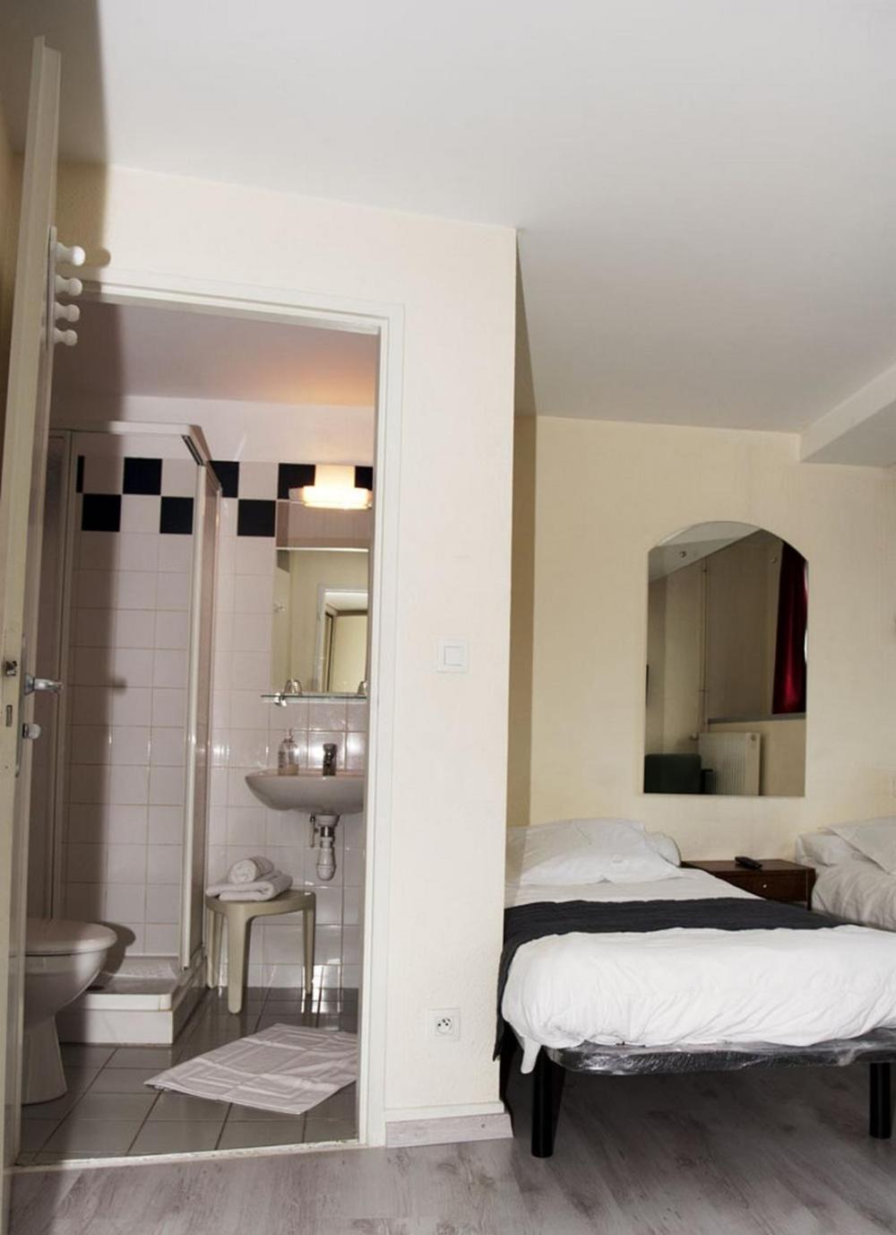 Acacias Apparts Hotel Plombieres-les-Bains Room photo